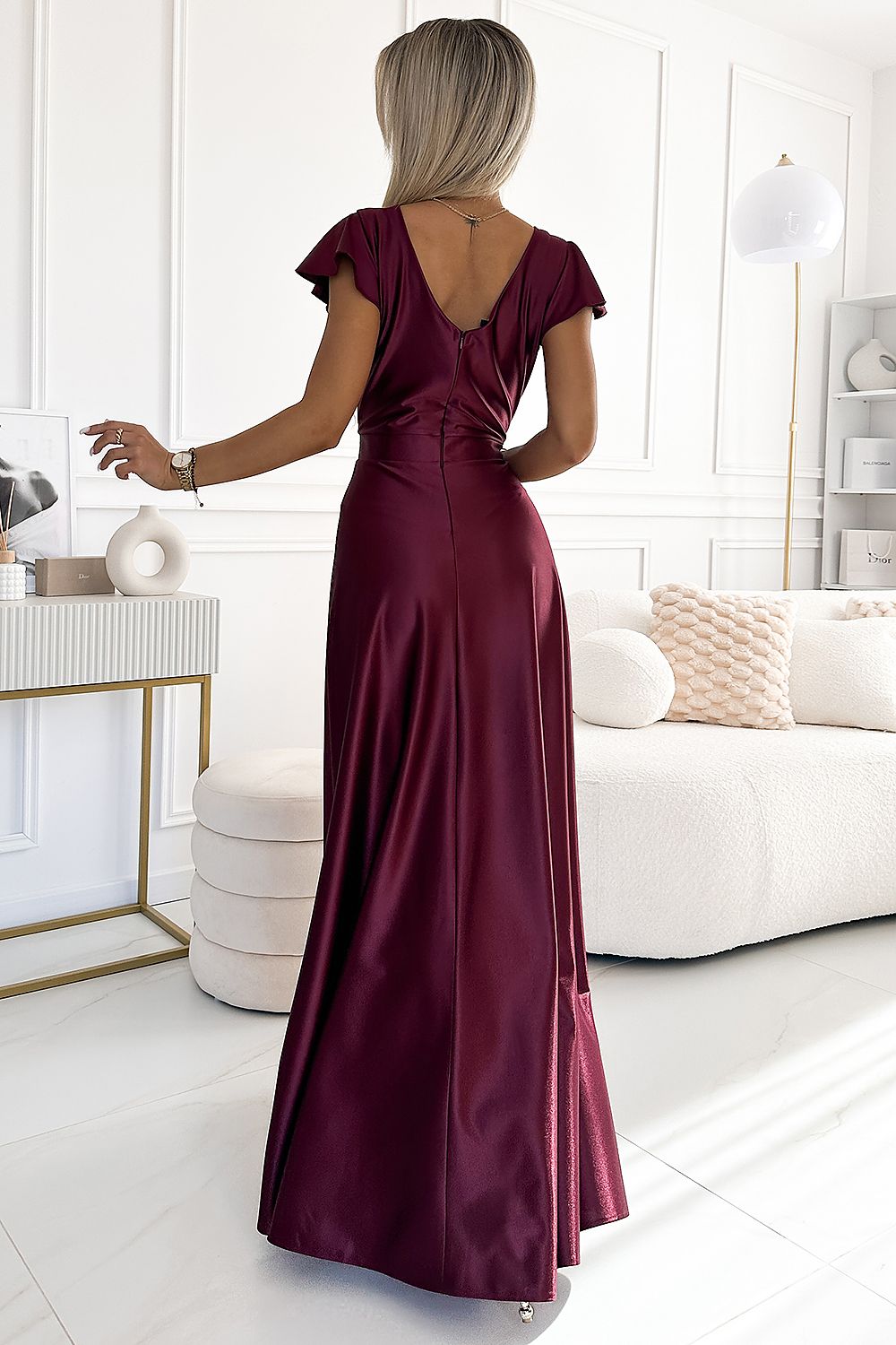  Long dress model 194292 Numoco 